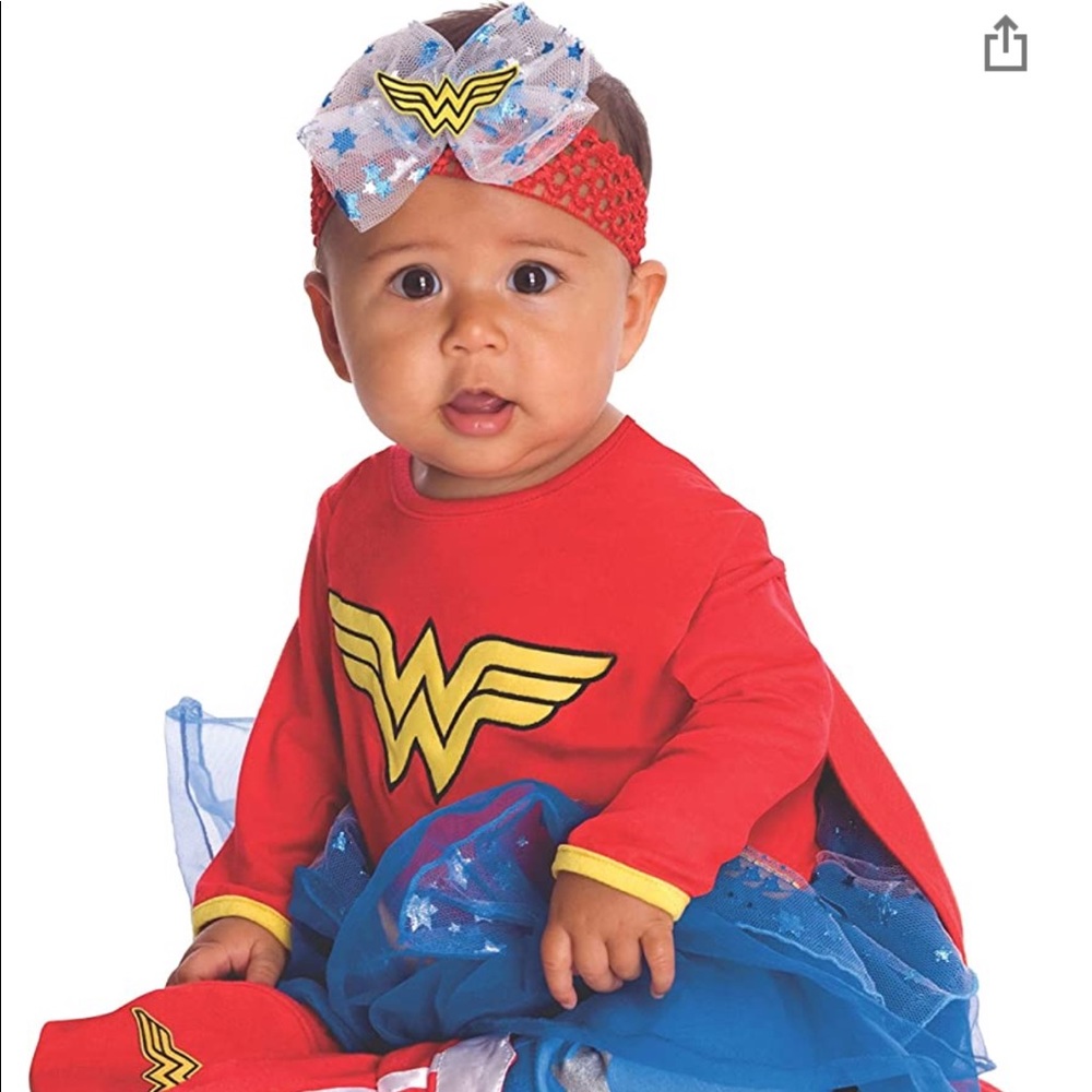 Costume